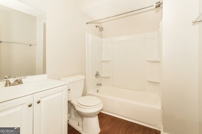 Building Photo - 5224 Brough Ln