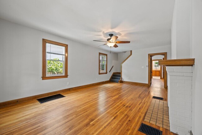 Building Photo - 291-293 Olentangy Street