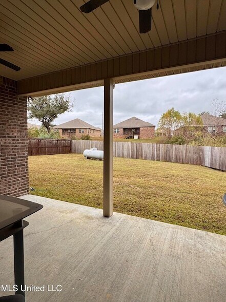 Building Photo - 9265 Natures Trl