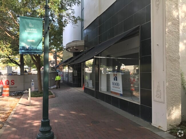 Building Photo - Tapp's Building