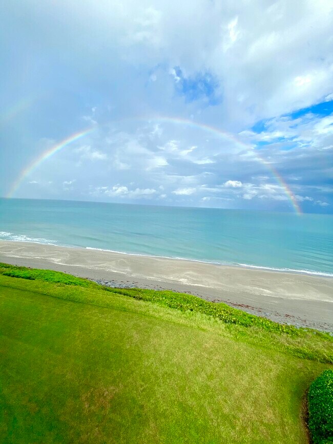 Building Photo - 400 S Beach Rd