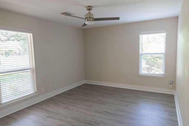Building Photo - 1507 Grayford Dr