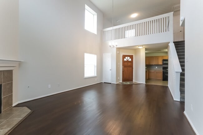 Building Photo - 20518 Holly Barr Ln