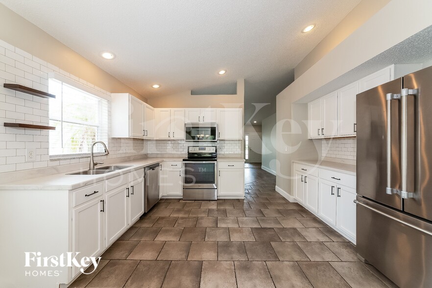 Building Photo - 4538 Cabbage Key Terrace