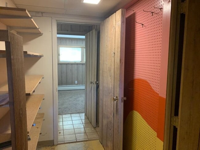 Building Photo - 1308 Shirley St