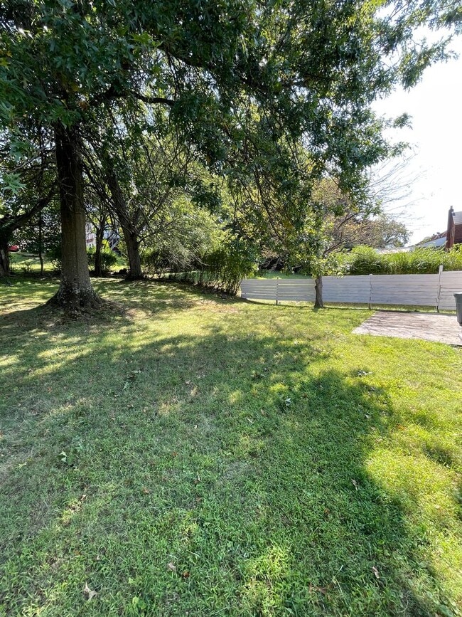 Building Photo - 139 Rodilin Dr