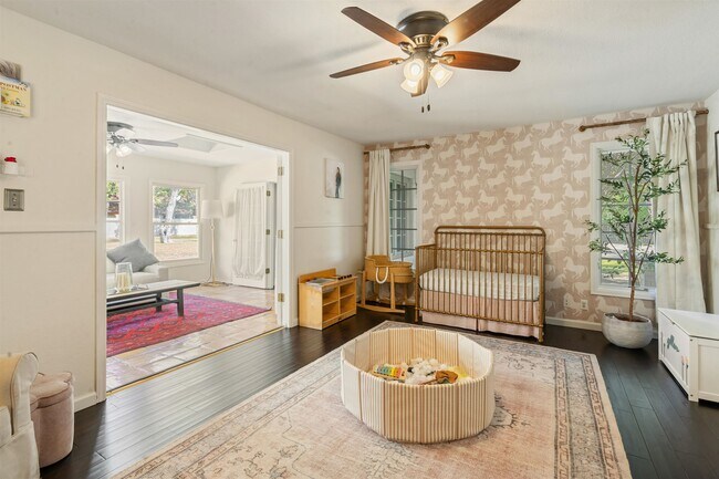 Building Photo - 106 Angela Dr