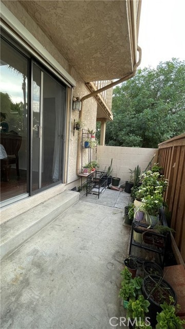 Building Photo - 735 Arcadia Ave