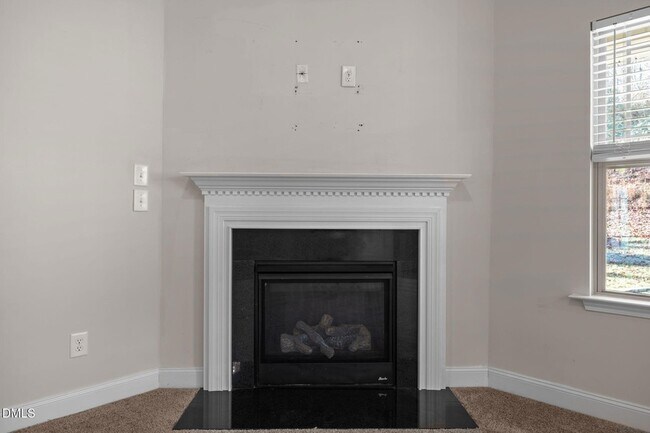 Building Photo - 75 Rolling Waters Ct