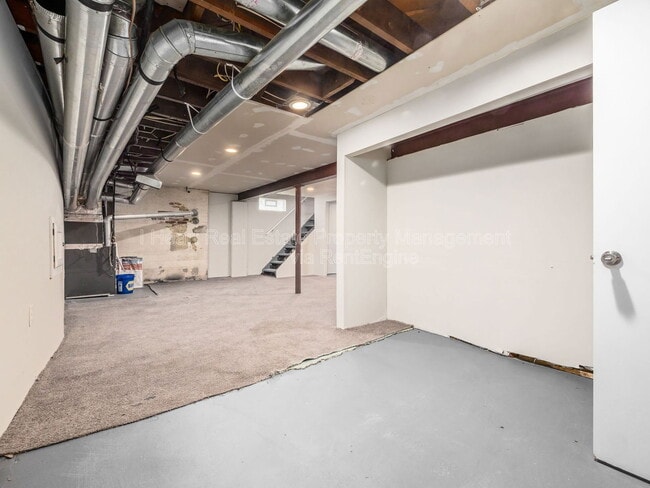 Building Photo - 1621 Sullivant Ave