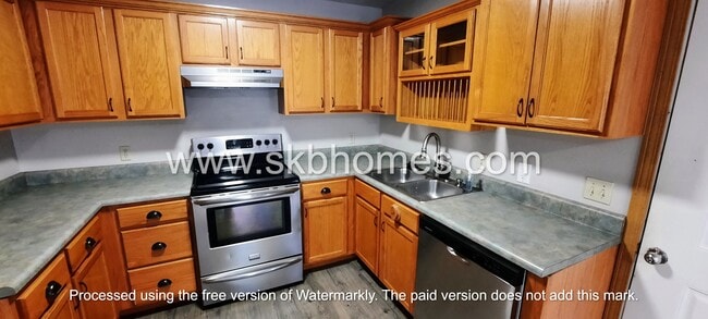 Building Photo - 207 N Northcutt Ave