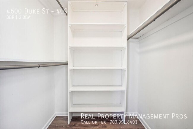 Building Photo - 4600 Duke St