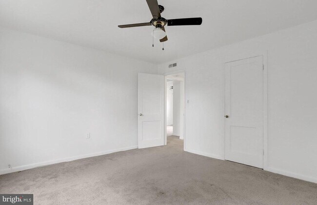Building Photo - 1413 Belle View Blvd