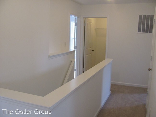 Building Photo - 4 br, 2.5 bath House - 18809 Weihe Lane