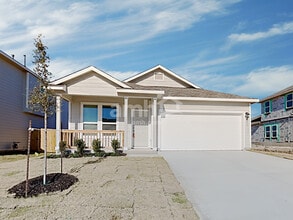 Building Photo - 211 Pebble Creek Run