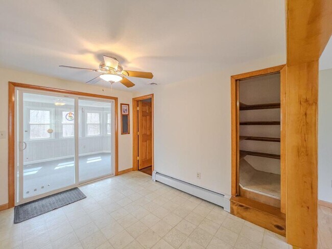 Building Photo - Refined Ranch Living in a Private Natural Setting