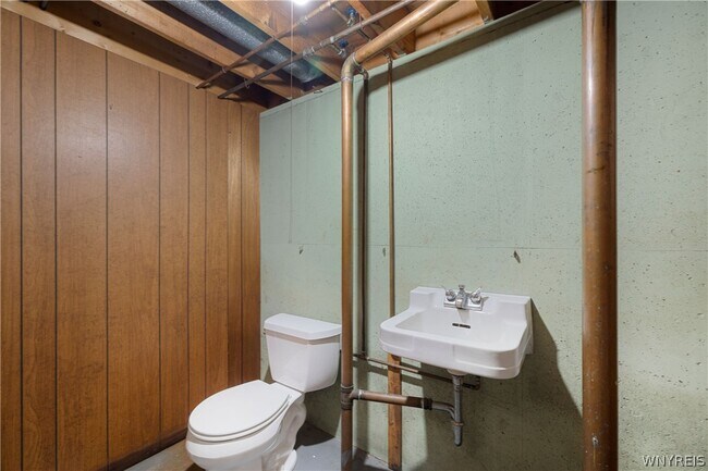 Building Photo - 97 Mitchell Dr