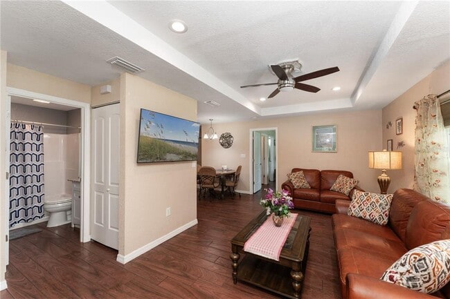 Building Photo - 3241 Tropicaire Blvd