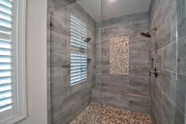 Building Photo - 10441 Sockeye Dr