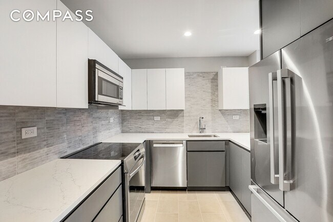 Building Photo - 187 President St