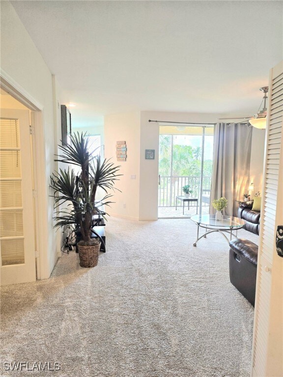 Building Photo - 4015 Palm Tree Blvd