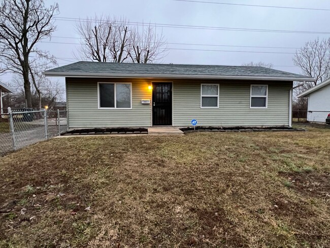 Primary Photo - 5155 Rucks Rd