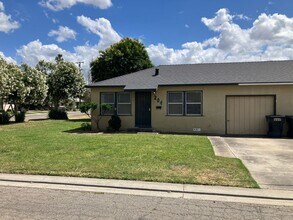 Building Photo - 204 Third St., Ripon, CA 95366