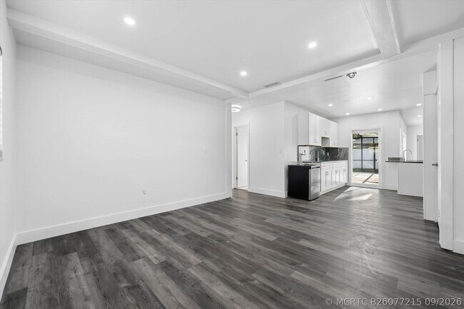Building Photo - 1650 NW 9th St