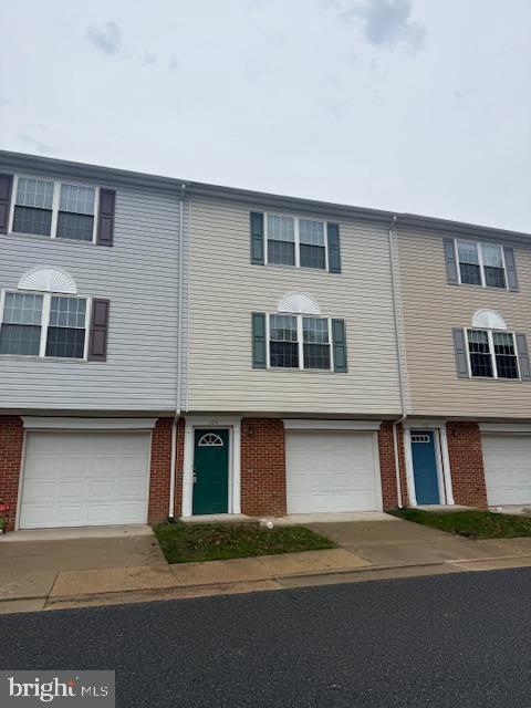 Building Photo - 104 Belladonna Ln