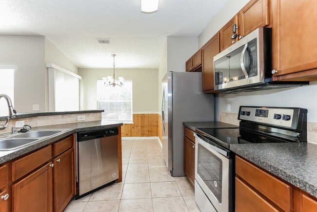 Building Photo - 12327 Sondra Cove Ct