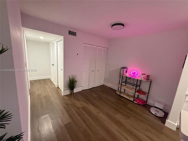 Building Photo - 7155 NW 179th St