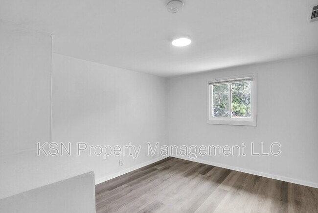 Building Photo - 130 Salt Creek Rd