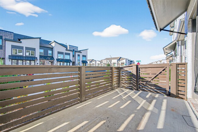 Building Photo - 16518 Texas Hill Country Rd