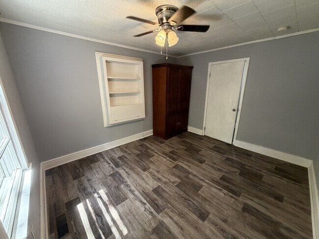 Building Photo - 5545 Old Winnsboro Rd