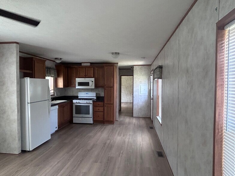 Building Photo - 15 McVey Way