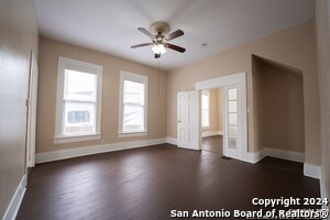 Building Photo - 622 W Russell Pl