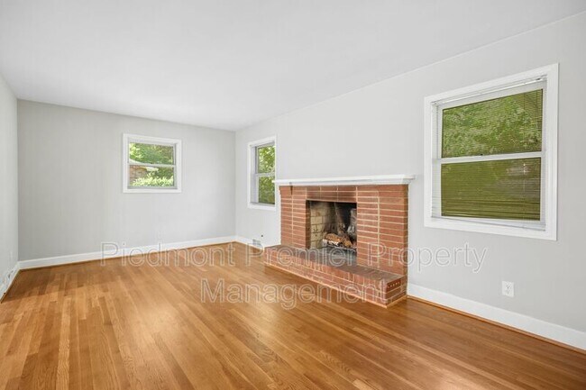 Building Photo - 1335 Pinebluff Rd