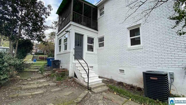 Building Photo - 1087 Columbiana Rd