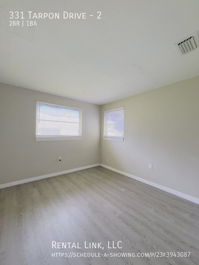 Building Photo - 331 Tarpon Dr