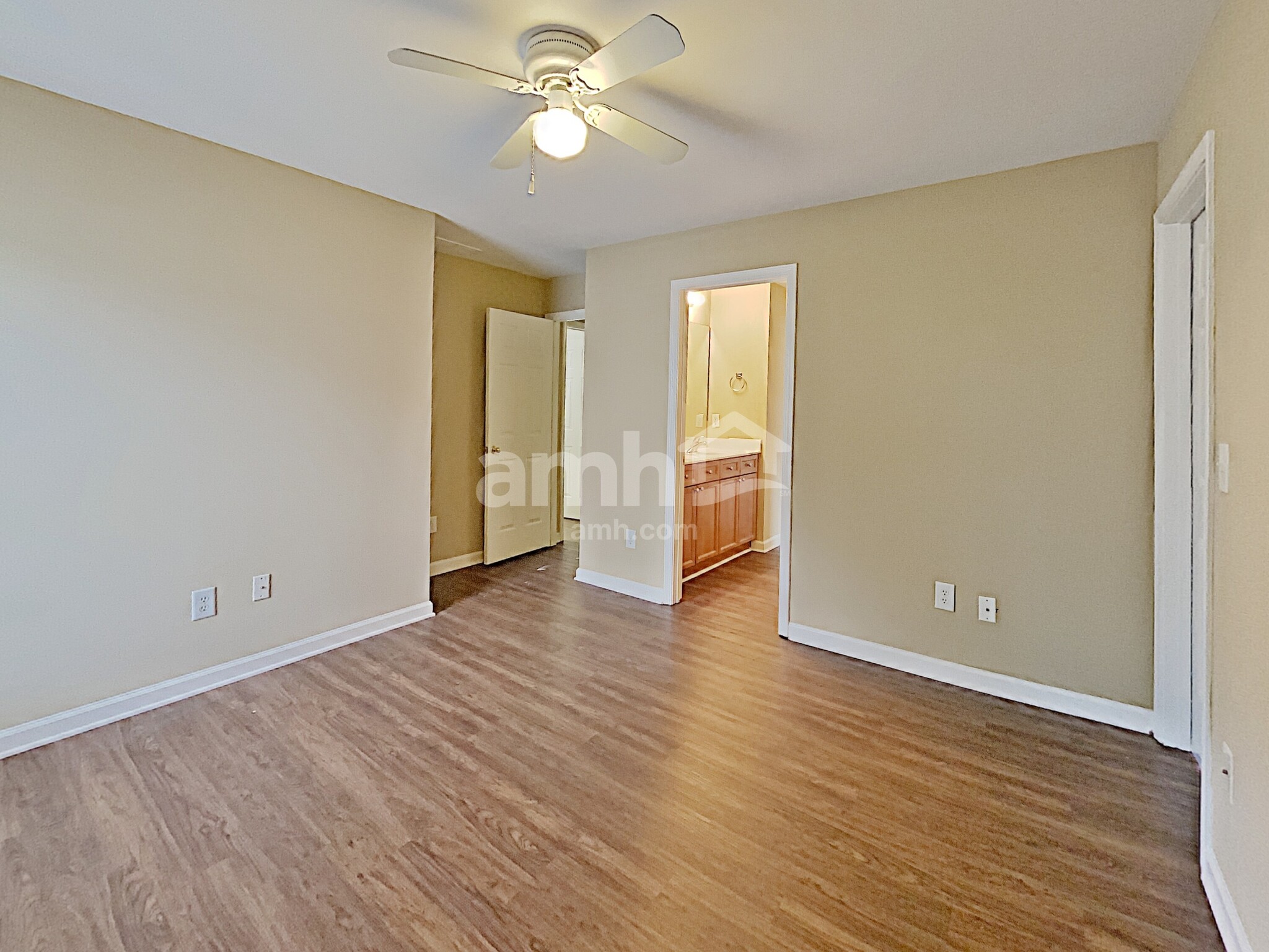 Building Photo - 423 Evans Mill Dr