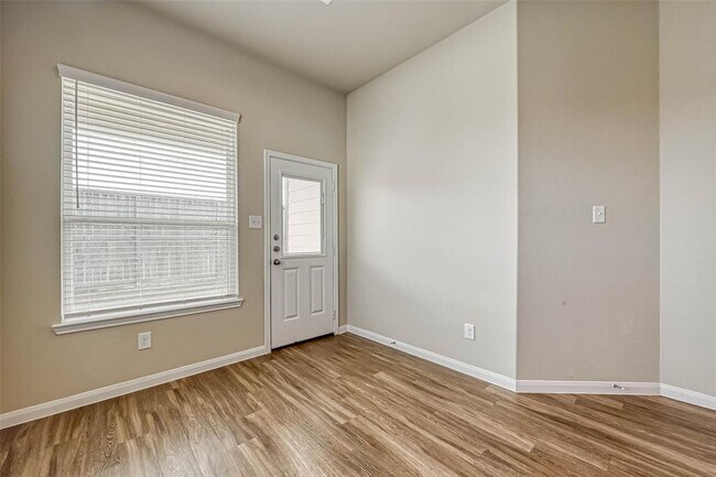 Building Photo - 24927 Scarlatti Cantata Dr