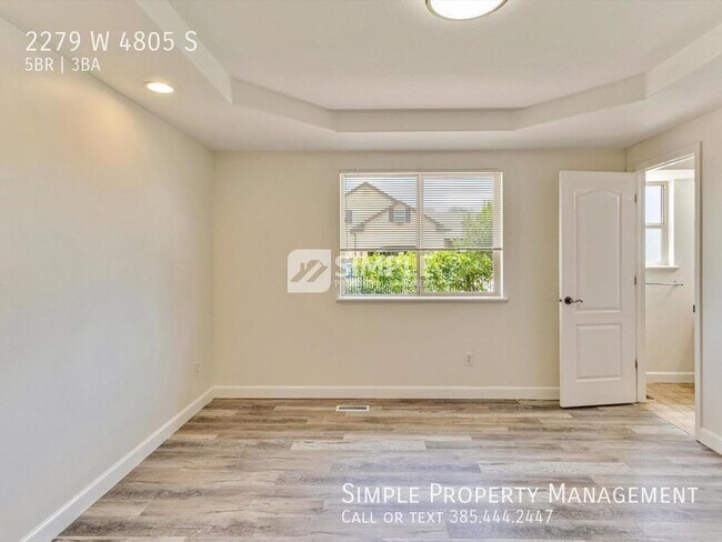 Building Photo - Newly remodeled home in Taylorsville!