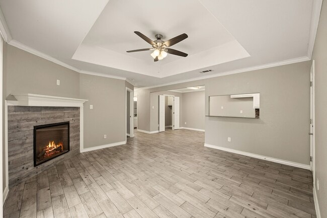 Building Photo - 521-525 Gilcrease Street Unit