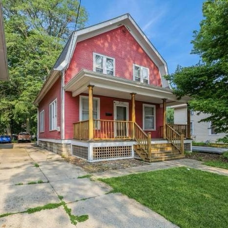 Building Photo - 208-212 Blackhawk St