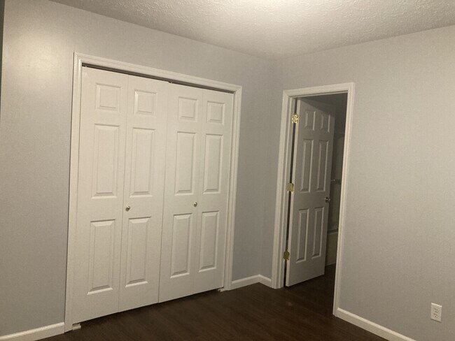 Building Photo - Carmichael Properties LLC. 1303