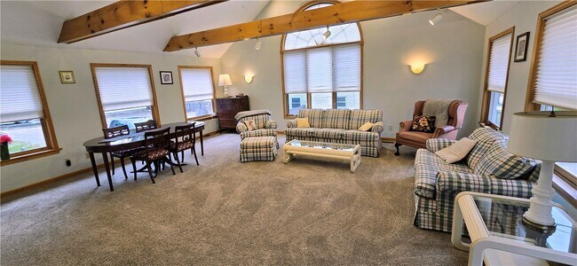 Building Photo - 315 Laurens St