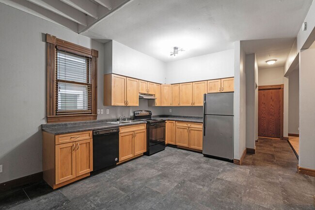 Building Photo - Maryland Lower near UWM