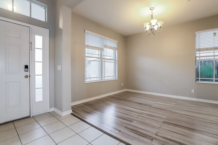 Building Photo - 403 Durham Shore Ct