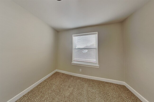 Building Photo - 4718 Wild Bluebonnet Way