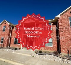 Building Photo - Hidden Creek Townhomes, Unit 311 - $500 OF...